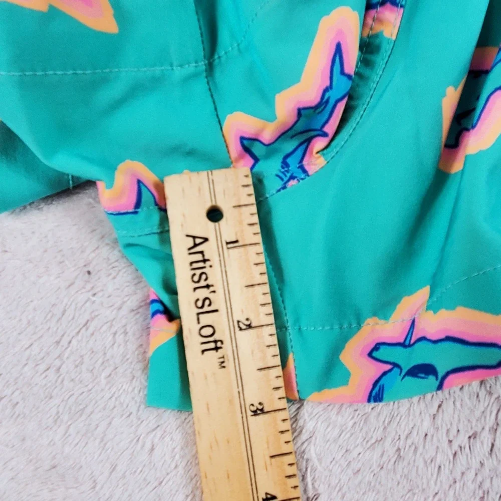 Chubbies Small  Mens Teal Hammerhead Shark Print Swim Trunks 4 Inch Inseam Flaw